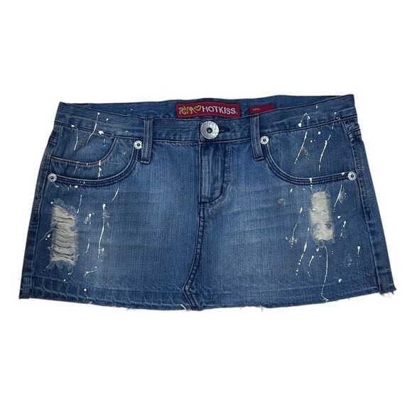 NWOT Hot Kiss Emmy Denim Mini Skirt Women's Size 7 Junior Blue Distressed Paint - Picture 1 of 11